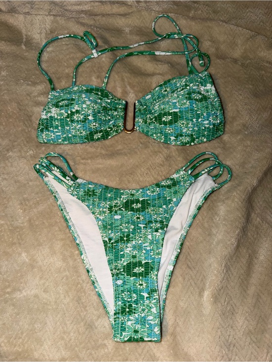 Other - Green Floral Textured Bikini Set